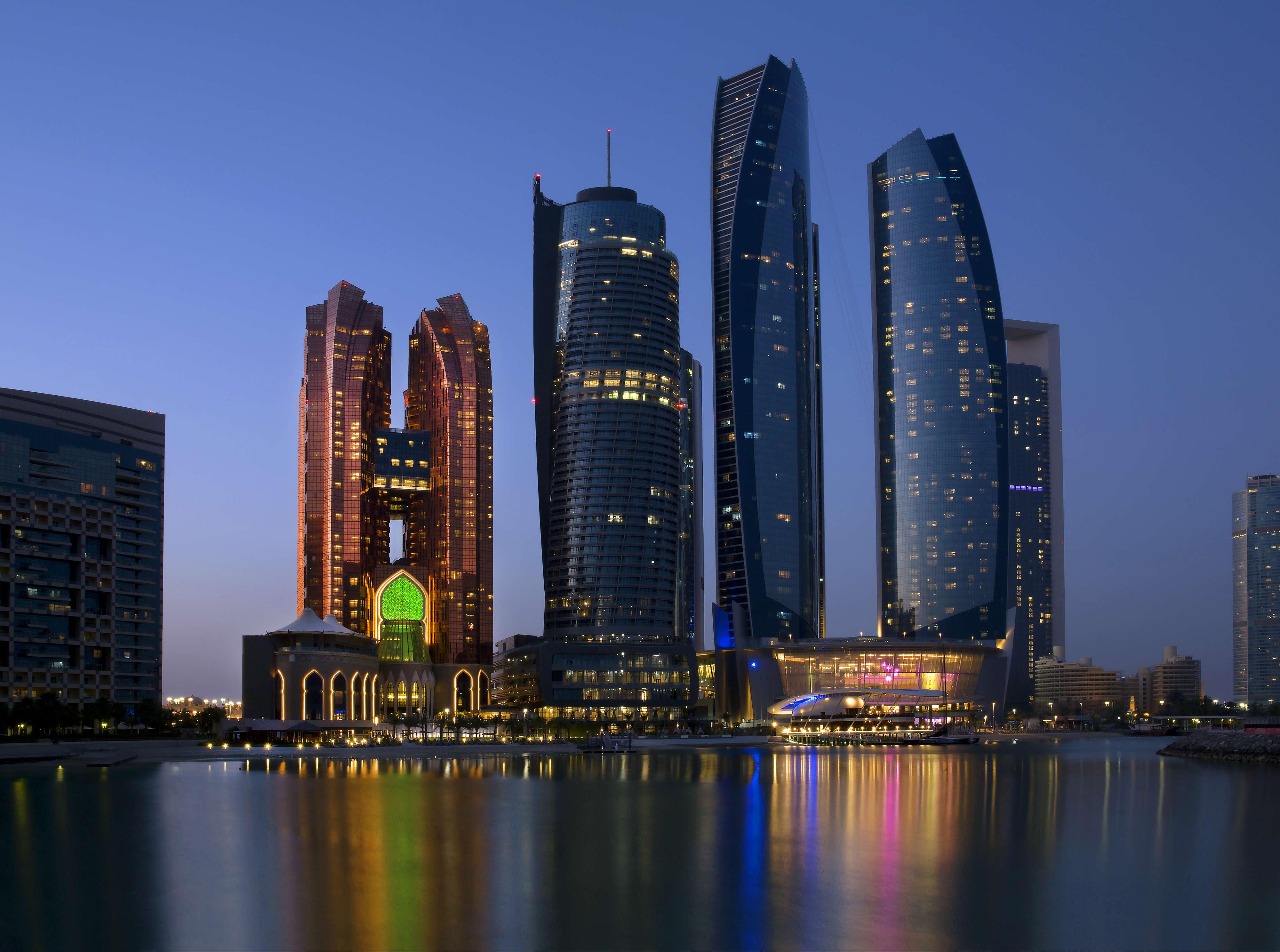 Bab Al Qasr Hotel Abu Dhabi Exterior photo