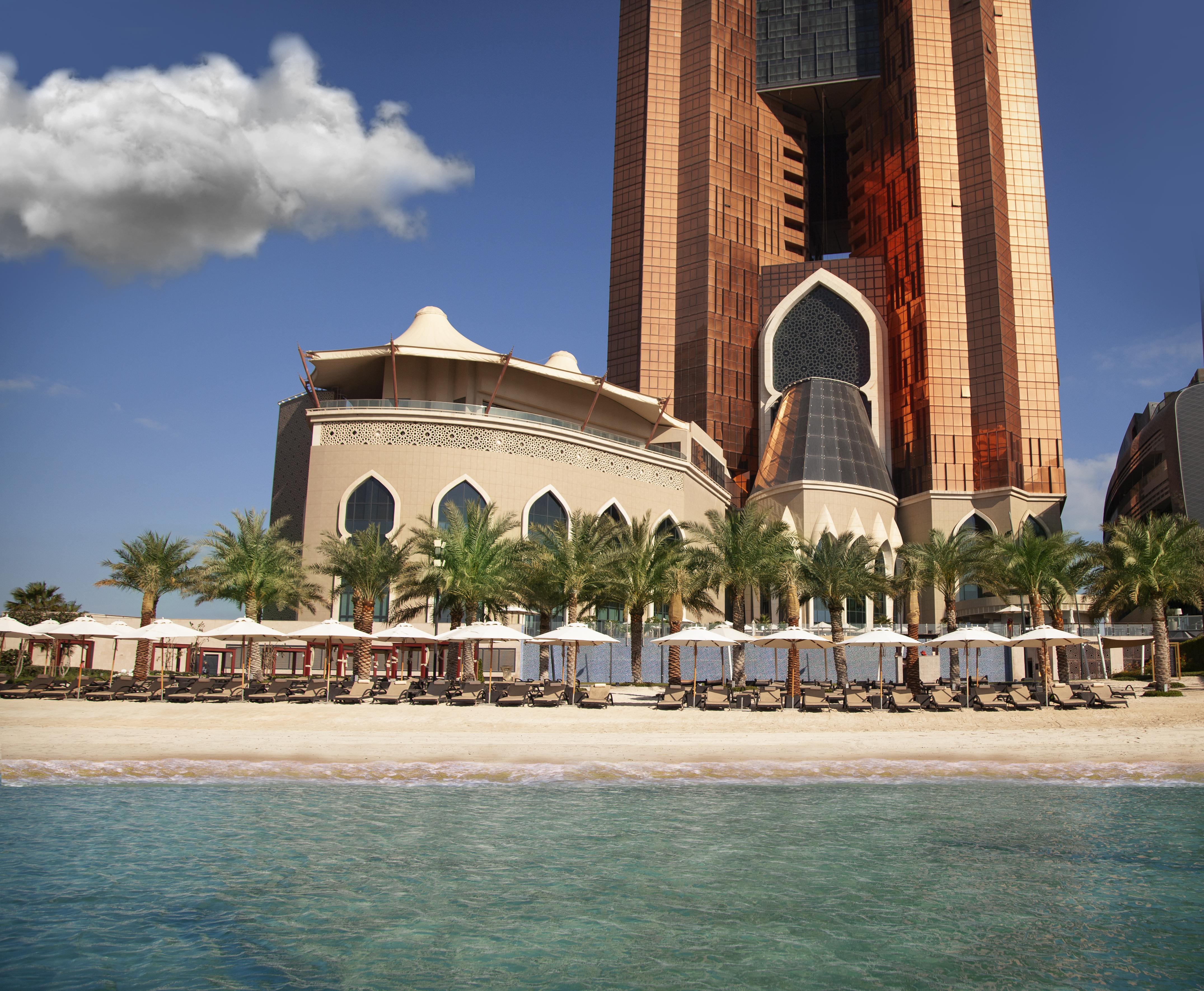 Bab Al Qasr Hotel Abu Dhabi Exterior photo