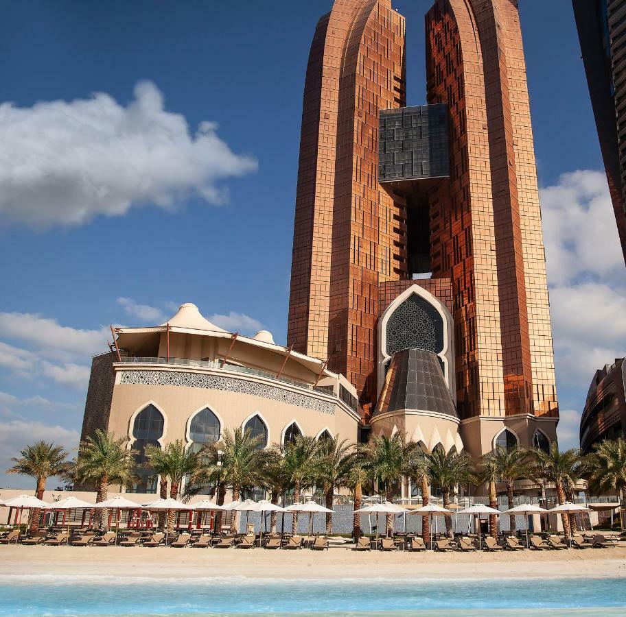 Bab Al Qasr Hotel Abu Dhabi Exterior photo